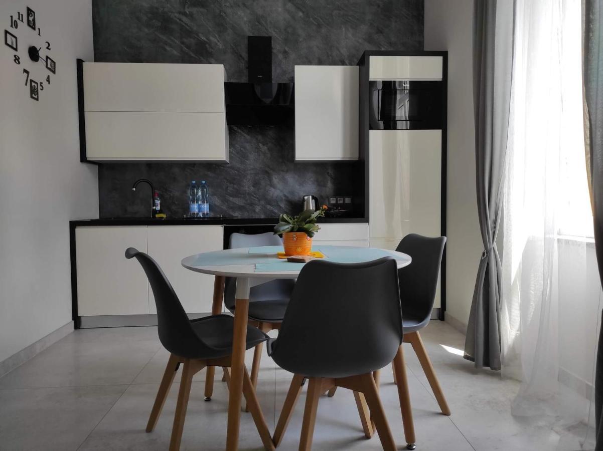 Apartament W Stylu Loft Jelenia Góra Екстериор снимка