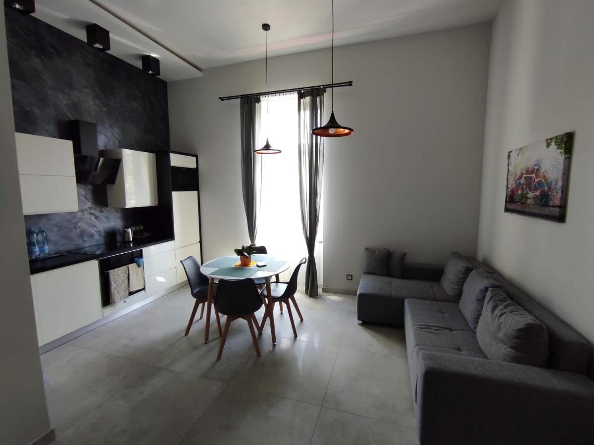 Apartament W Stylu Loft Jelenia Góra Екстериор снимка